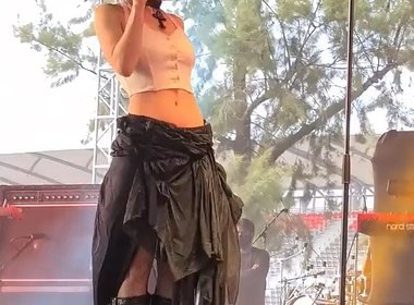🖤
